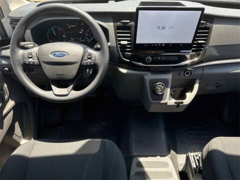 2023 Ford E-Transit