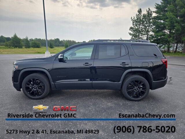 2023 GMC Acadia SLT