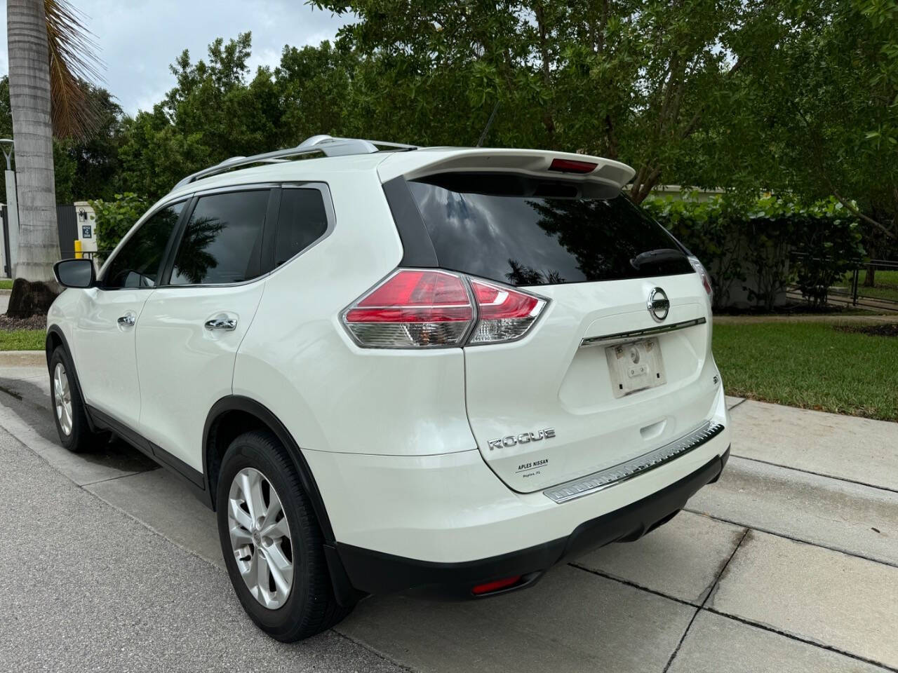 2016 Nissan Rogue for sale at LP AUTO SALES in Naples, FL