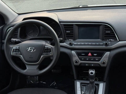 2018 Hyundai Elantra