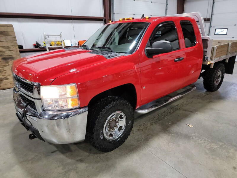 2007 Chevrolet Silverado 2500HD for sale at Hometown Automotive Service & Sales in Holliston MA