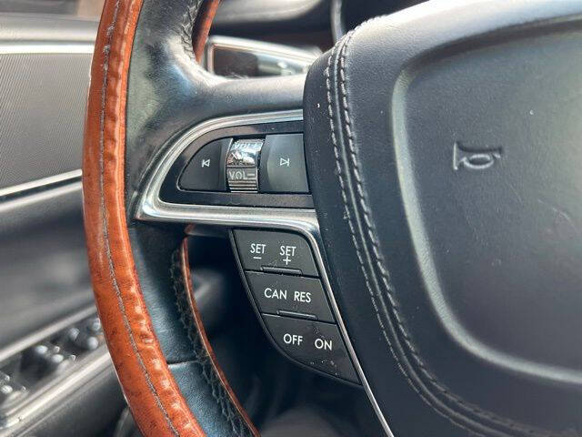 2017 Lincoln Continental Reserve