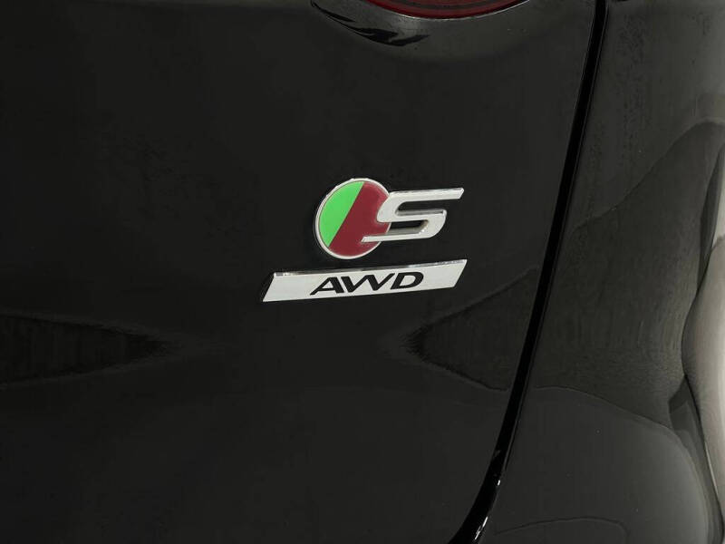 2018 Jaguar F-PACE S