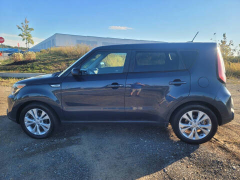 2015 Kia Soul +