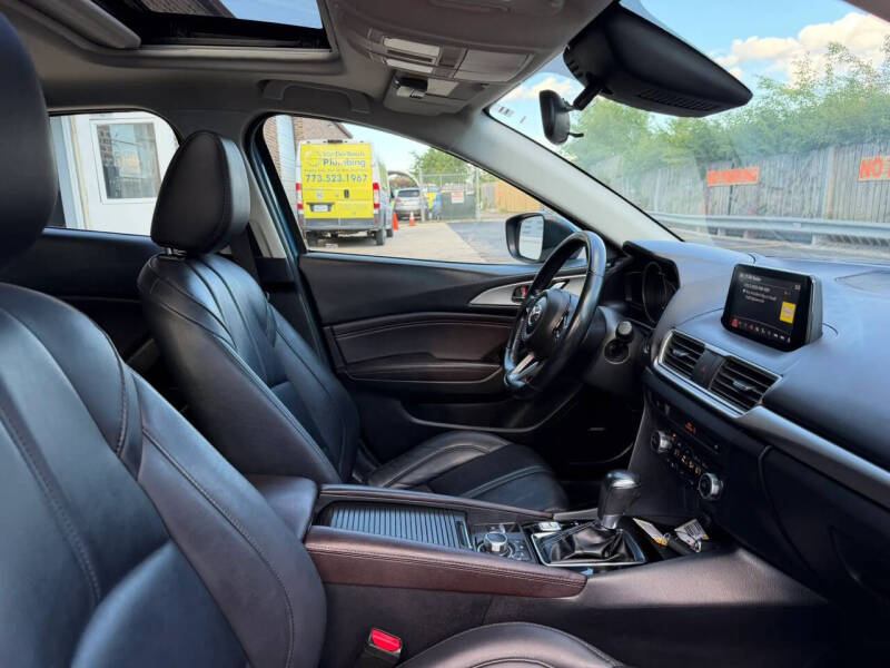 2018 Mazda MAZDA3 Touring