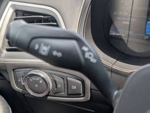2022 Ford Edge SE