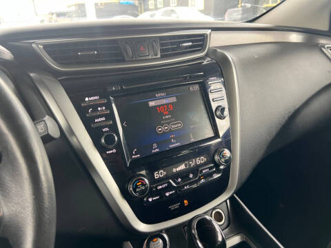 2022 Nissan Murano SV