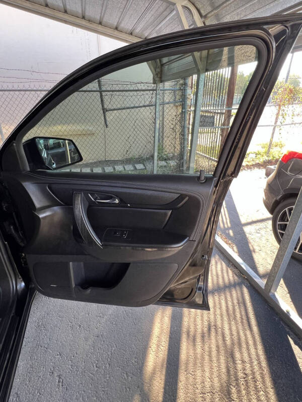 2017 GMC Acadia Limited