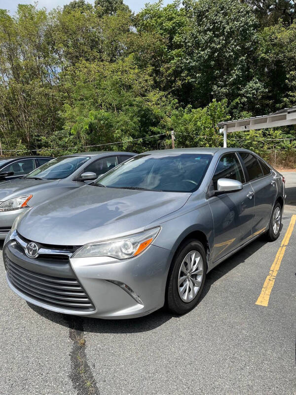 2017 Toyota Camry LE