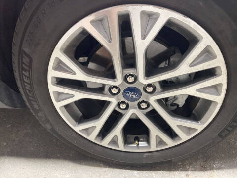 2022 Ford Escape SEL