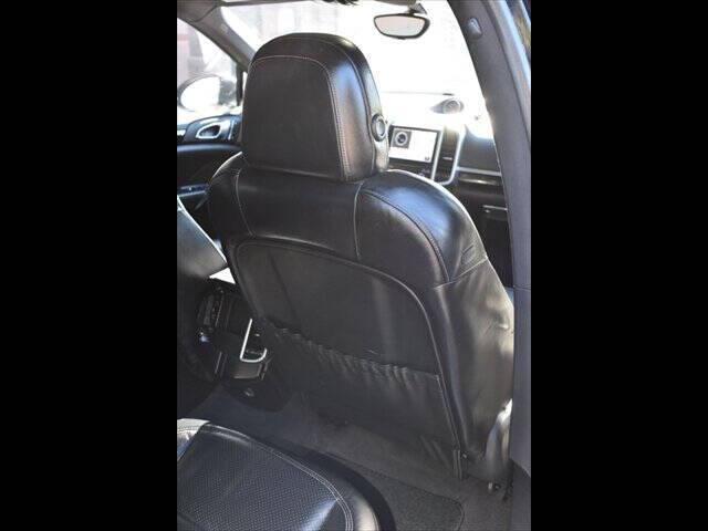 2017 Porsche Cayenne S E-Hybrid