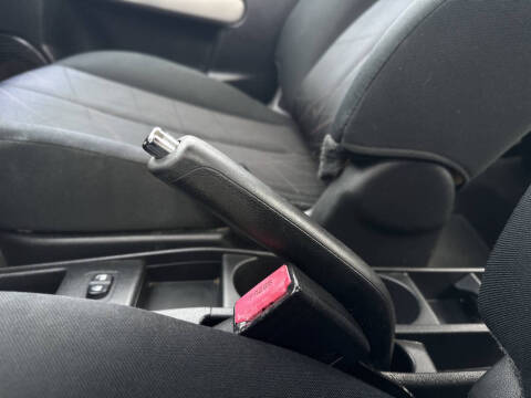 2013 Mazda MAZDA2 Sport