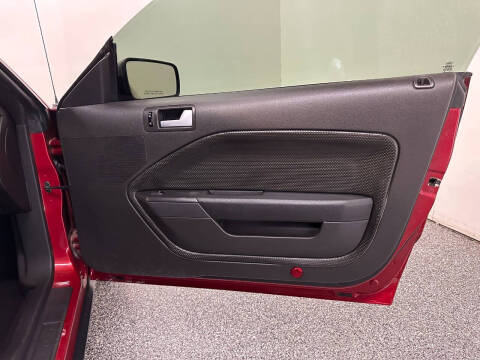 2008 Ford Mustang V6 Deluxe