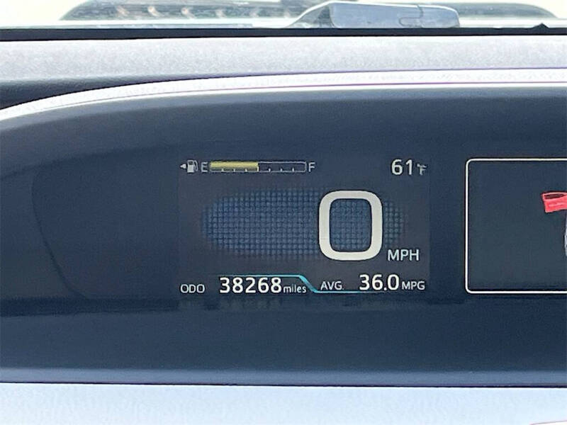 2019 Toyota Prius XLE AWD-e