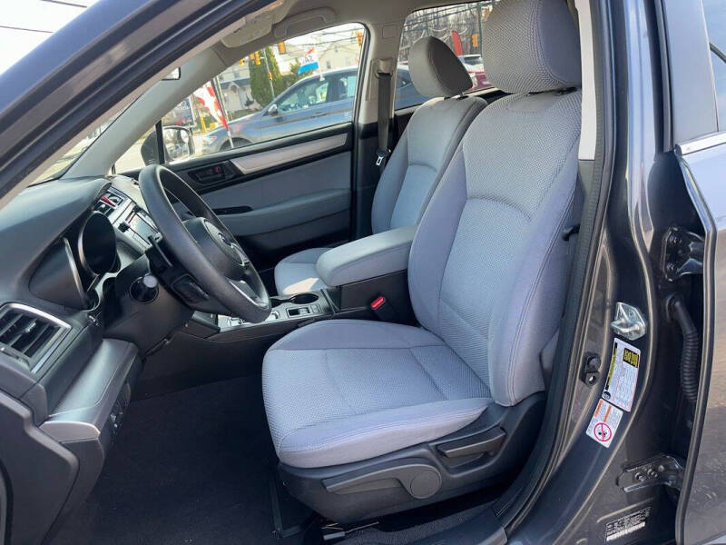 2019 Subaru Outback 2.5i