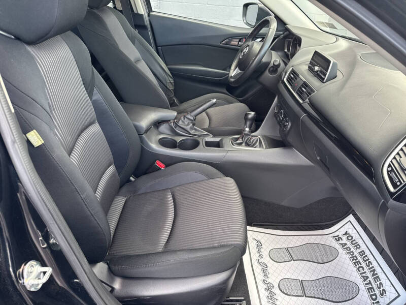 2014 Mazda MAZDA3 i Touring