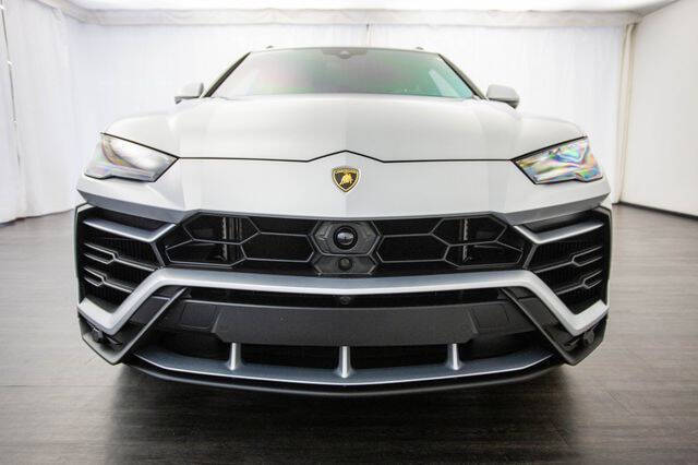 2022 Lamborghini Urus