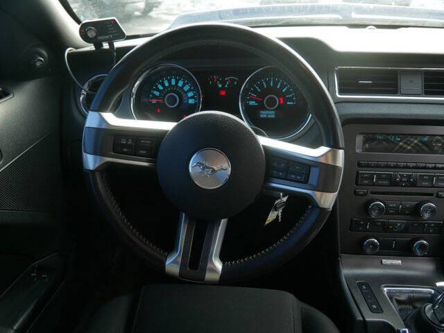 2014 Ford Mustang V6