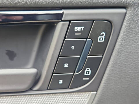 2025 Porsche Cayenne