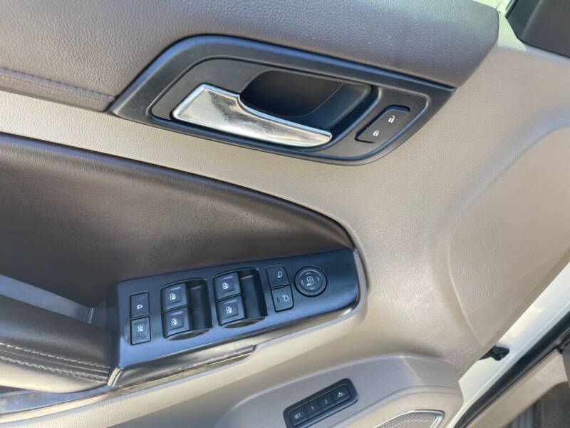 2015 Chevrolet Suburban LT
