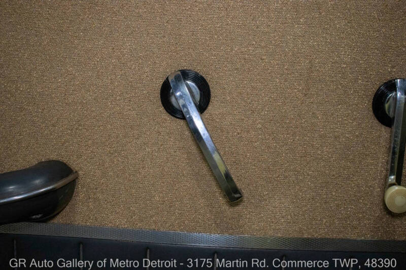 1951 Packard 200 Deluxe