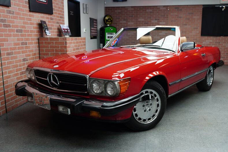 1986 Mercedes-Benz 560-Class 560 SL