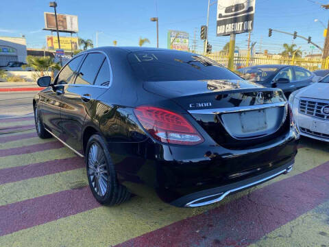 2016 Mercedes-Benz C-Class