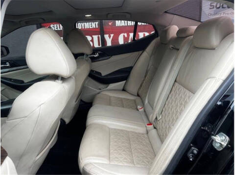 2017 Nissan Maxima Platinum