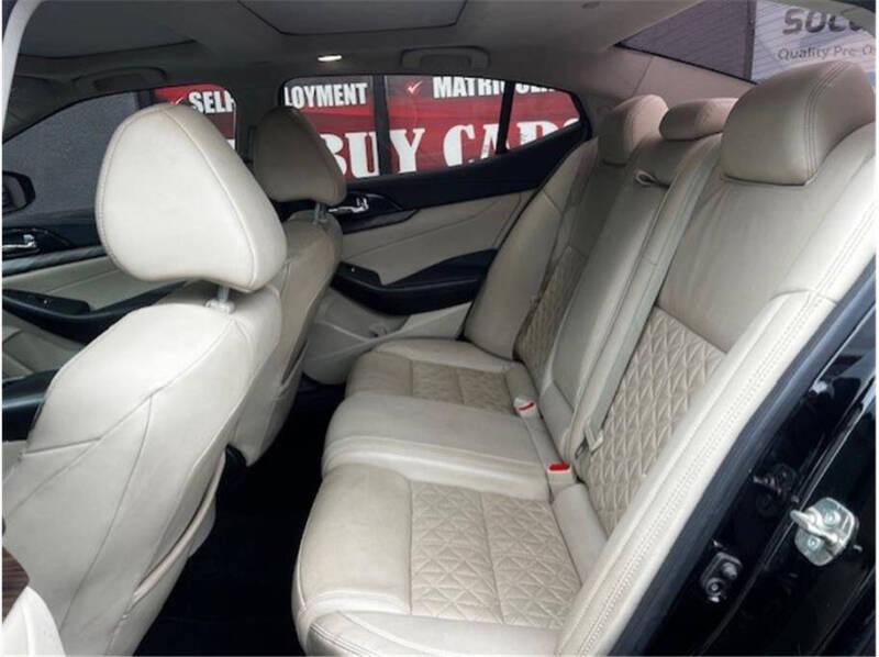 2017 Nissan Maxima Platinum