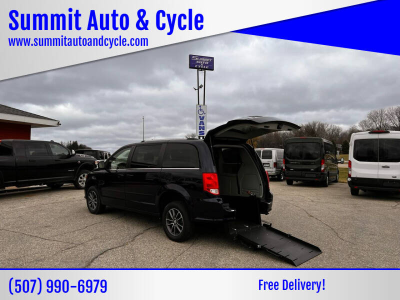 2017 Dodge Grand Caravan for sale at Summit Auto & Cycle in Zumbrota MN