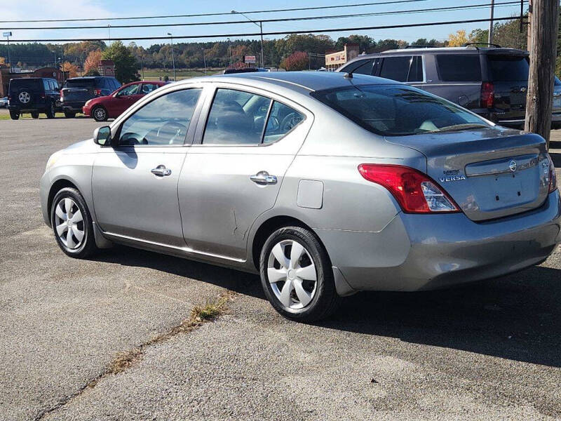 2012 Nissan Versa