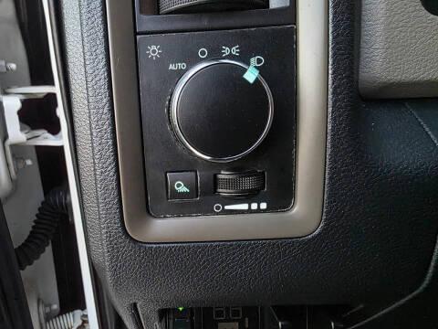 2012 RAM 1500 ST
