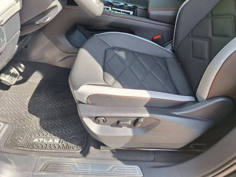 2025 Volkswagen Atlas Peak Edition 4Motion