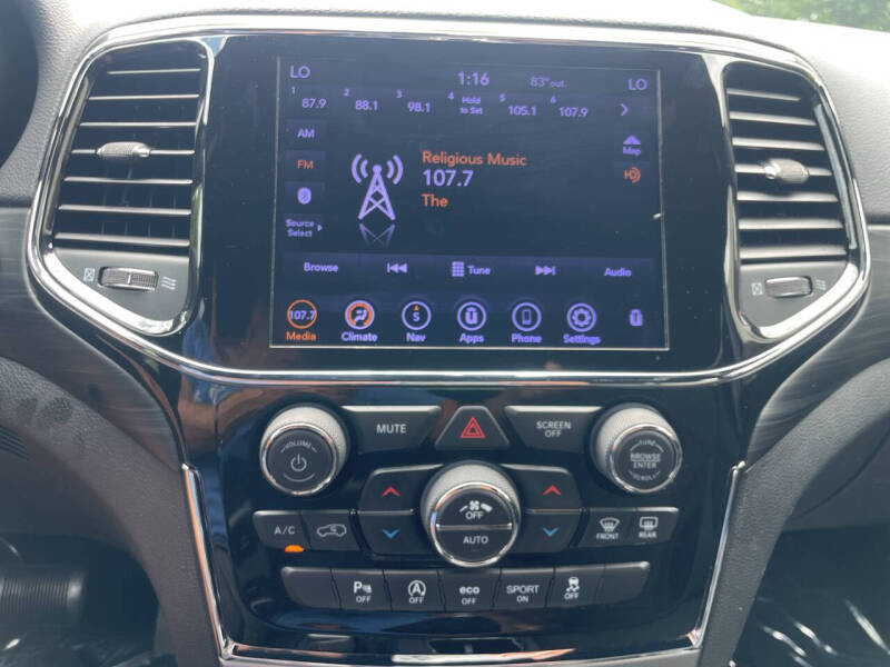2020 Jeep Grand Cherokee Laredo E