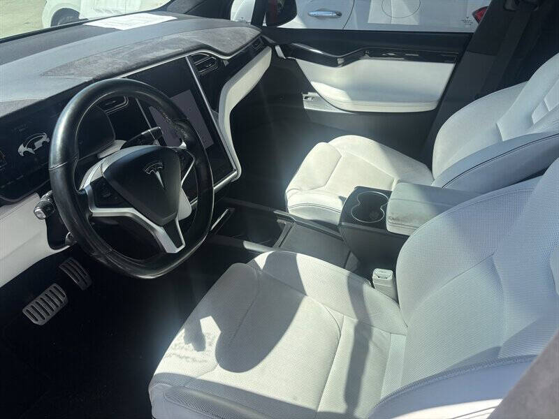2016 Tesla Model X 90D