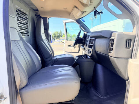 2020 Chevrolet Express 2500