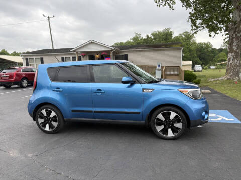 2017 Kia Soul +