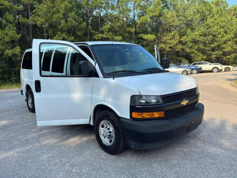 2018 Chevrolet Express LS 3500