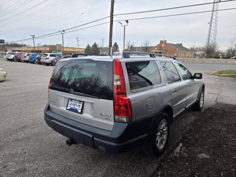 2004 Volvo XC70