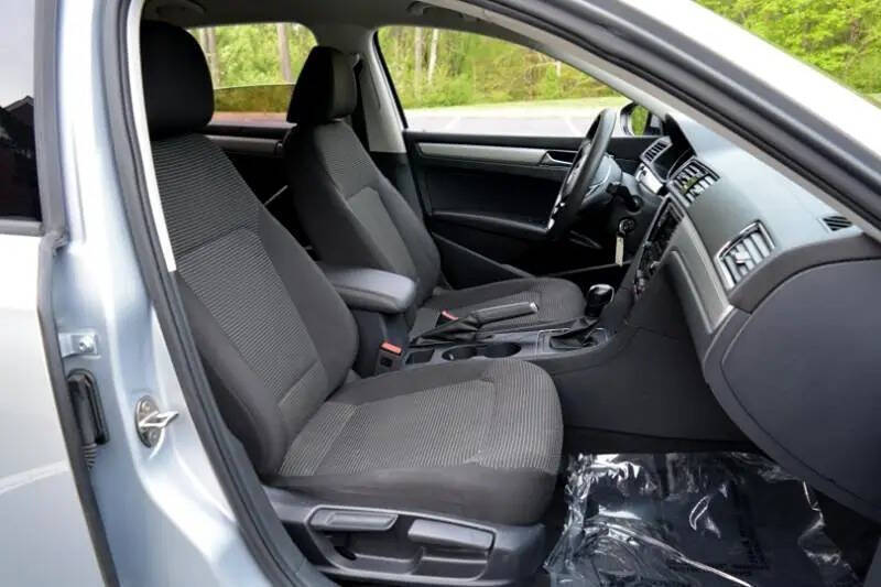 2018 Volkswagen Passat 2.0T S