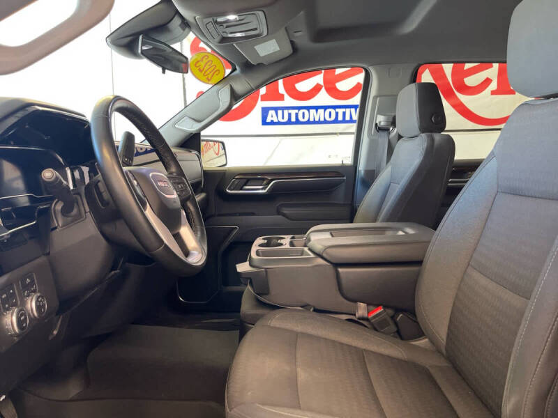 2023 GMC Sierra 1500