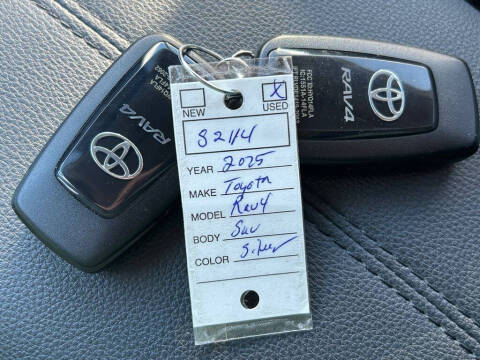 2025 Toyota RAV4 Hybrid XLE Premium