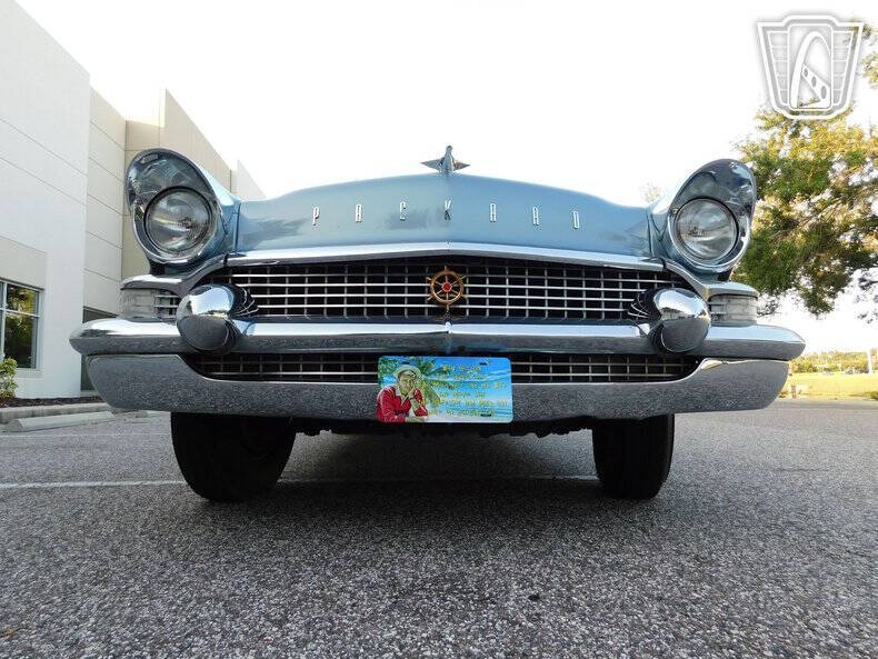 1957 Packard Clipper