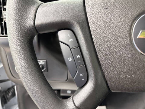 2025 Chevrolet Express 2500