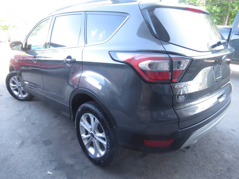 2018 Ford Escape SE