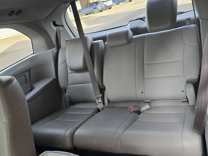 2011 Honda Odyssey EX-L w/DVD