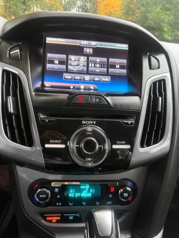 2014 Ford Focus Titanium