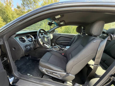 2014 Ford Mustang V6