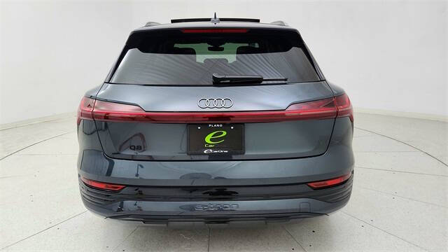 2024 Audi Q8 e-tron quattro Premium Plus