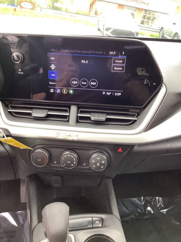 2024 Chevrolet Trax LS